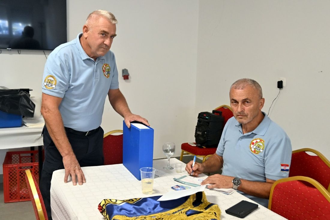 Umirovljeni policajci branitelji obilježili Dan policije