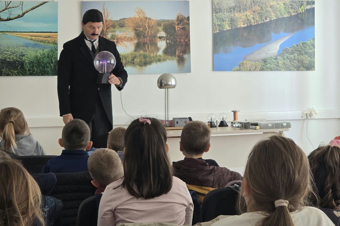 Edukativna radionica o Nikoli Tesli za predškolce u Gradskoj knjižnici i čitaonici Valpovo